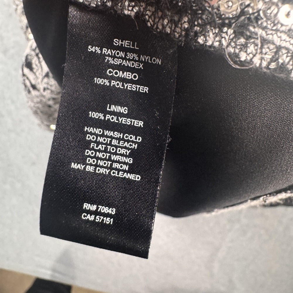 Jessica Howard Sheath Dress Womens 18W Black Silver Sequin Chiffon Cape Overlay - Picture 6 of 8